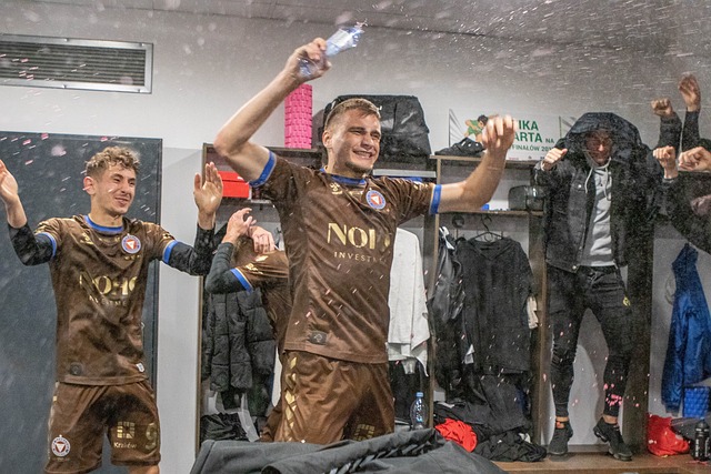 动员中的杰 动员中的杰